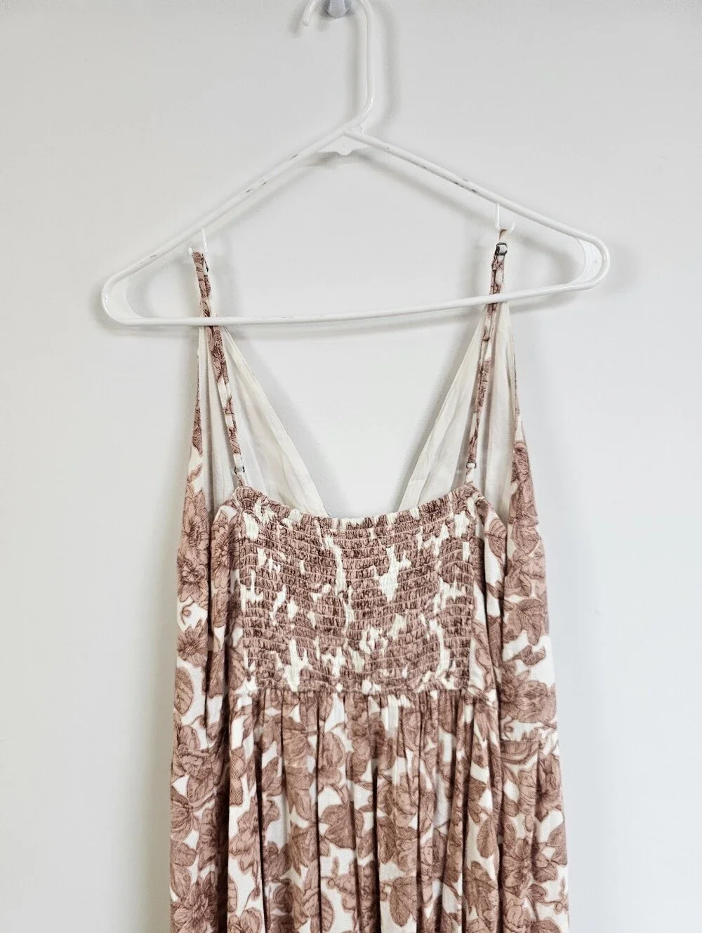 Abercrombie & Fitch Floral Spaghetti Strap Deep V-Neck Button Down Maxi Dress